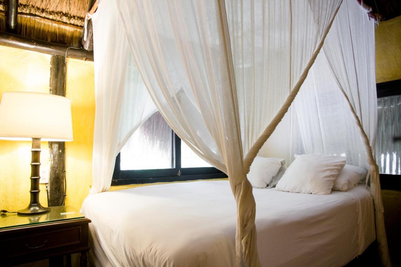Cabanas La Eufemia Tulum Pueblo Buitenkant foto